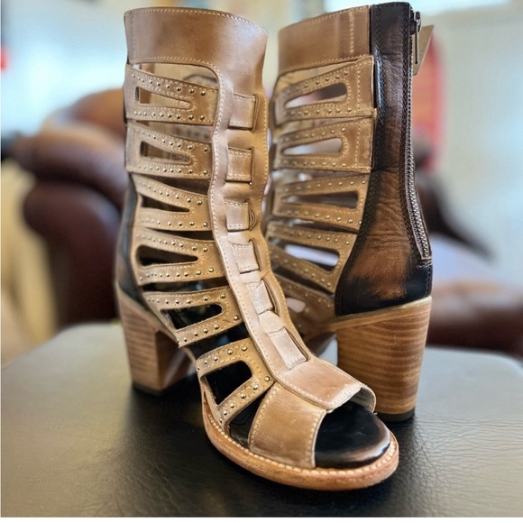 Freebird by Steven Shoes - Freebird Brand.  Size 7